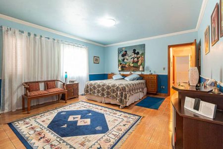 Casa à venda com 3 quartos, 357m² em Vila Monumento, São Paulo