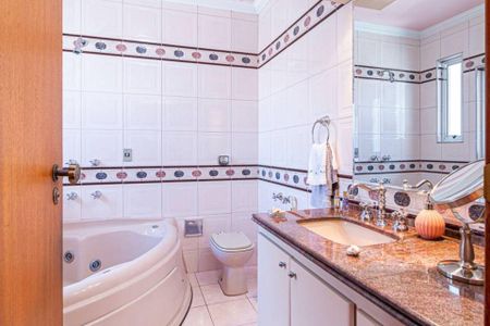 Casa à venda com 3 quartos, 357m² em Vila Monumento, São Paulo