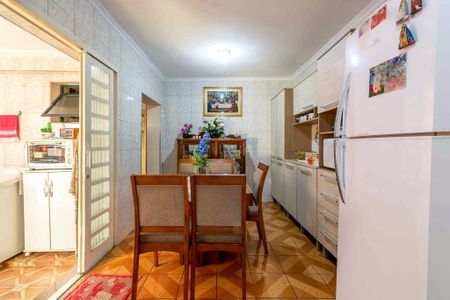 Casa à venda com 6 quartos, 240m² em Jardim Santo André, Santo André