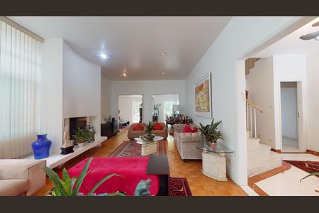 Casa à venda com 6 quartos, 600m² em Pacaembu, São Paulo