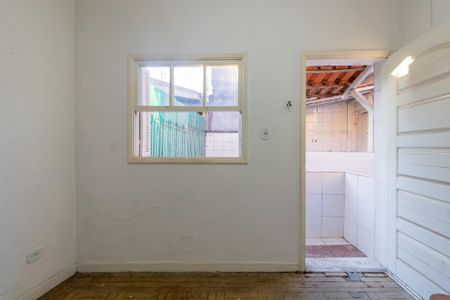 Casa à venda com 3 quartos, 260m² em Vila Monumento, São Paulo