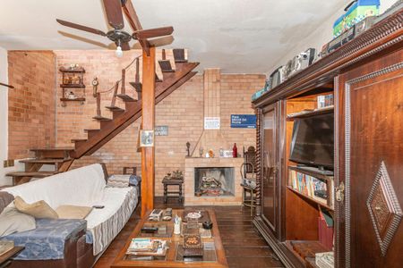 Casa à venda com 2 quartos, 250m² em Indianópolis, São Paulo