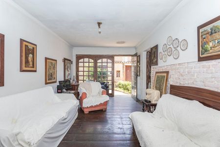 Casa à venda com 2 quartos, 250m² em Indianópolis, São Paulo