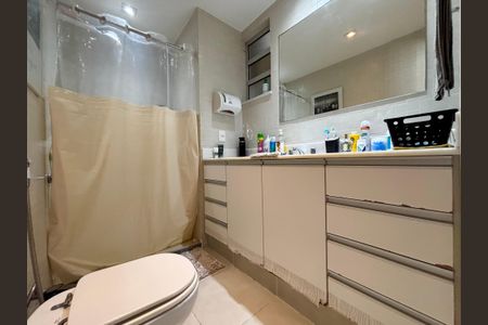 Apartamento à venda com 102m², 3 quartos e 1 vagaSuíte - banheiro