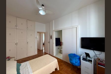 Apartamento à venda com 102m², 3 quartos e 1 vagaSuíte