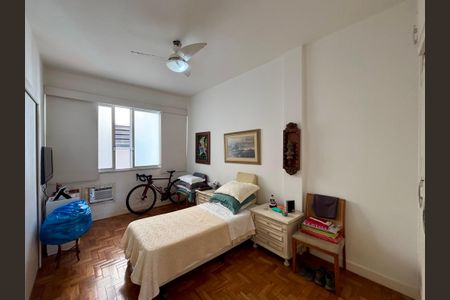 Apartamento à venda com 102m², 3 quartos e 1 vagaSuíte