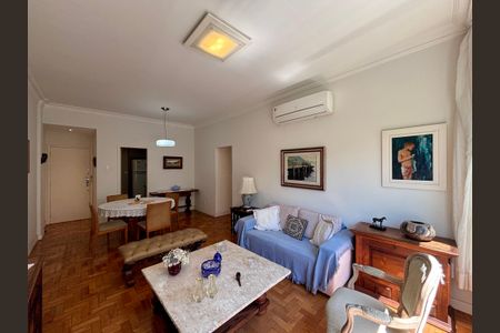 Apartamento à venda com 102m², 3 quartos e 1 vagaSala