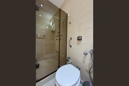 Apartamento à venda com 102m², 3 quartos e 1 vagaBanheiro social