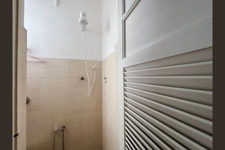 Apartamento à venda com 102m², 3 quartos e 1 vagaÁrea de serviço - banheiro