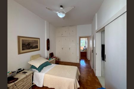 Apartamento à venda com 102m², 3 quartos e 1 vagaSuíte