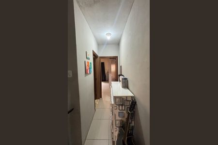 Casa à venda com 150m², 2 quartos e 1 vagaCorredor