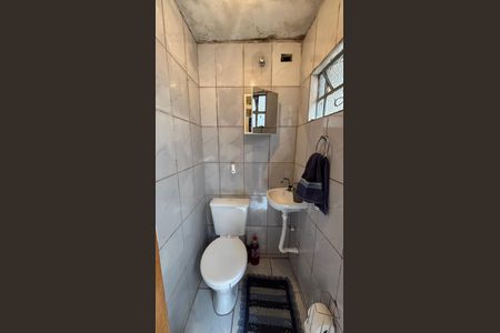 Casa à venda com 150m², 2 quartos e 1 vagaArea de Serviço - Banheiro