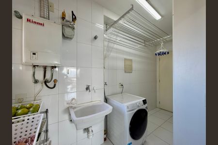 Apartamento à venda com 103m², 2 quartos e 2 vagas Apartamento à venda com 103m², 2 quartos e 2 vagasÁrea de Serviço