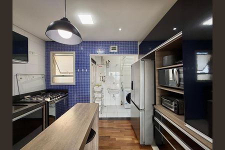 Apartamento à venda com 103m², 2 quartos e 2 vagas Apartamento à venda com 103m², 2 quartos e 2 vagasCozinha