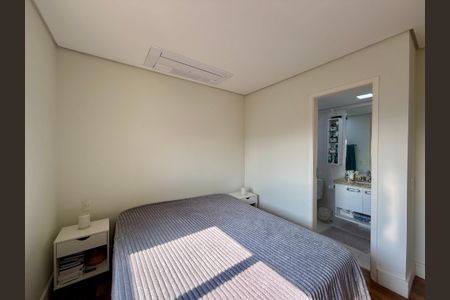 Apartamento à venda com 103m², 2 quartos e 2 vagas Apartamento à venda com 103m², 2 quartos e 2 vagasSuíte