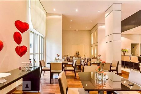 Apartamento à venda com 103m², 2 quartos e 2 vagas Apartamento à venda com 103m², 2 quartos e 2 vagasSalão de Festas