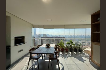 Apartamento à venda com 103m², 2 quartos e 2 vagas Apartamento à venda com 103m², 2 quartos e 2 vagasVaranda