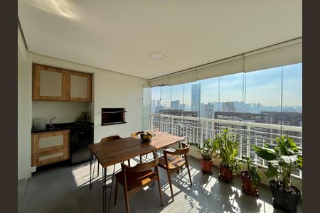 Apartamento à venda com 103m², 2 quartos e 2 vagas Apartamento à venda com 103m², 2 quartos e 2 vagasVaranda