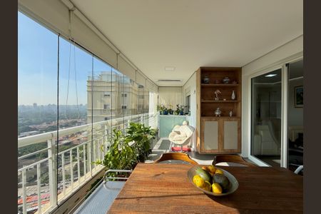 Apartamento à venda com 103m², 2 quartos e 2 vagas Apartamento à venda com 103m², 2 quartos e 2 vagasVaranda