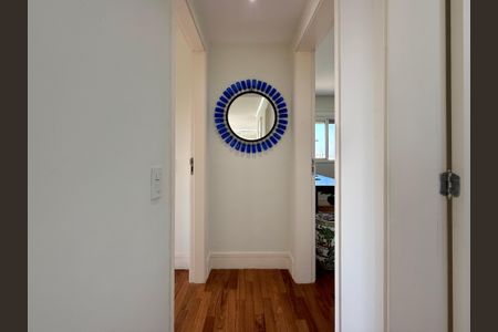 Apartamento à venda com 103m², 2 quartos e 2 vagas Apartamento à venda com 103m², 2 quartos e 2 vagasCorredor Quartos