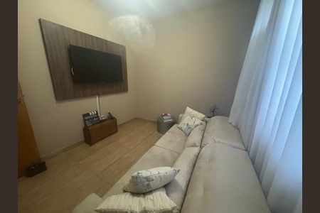 Foto 12 de casa à venda com 3 quartos, 170m² em Parque Xangri-Lá, Contagem