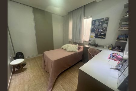 Foto 10 de casa à venda com 3 quartos, 170m² em Parque Xangri-Lá, Contagem