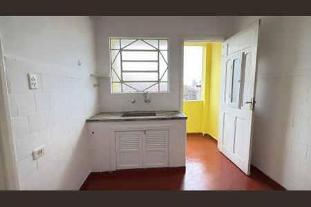 Casa para alugar com 50m², 1 quarto e sem vaga