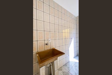 Casa para alugar com 60m², 1 quarto e sem vaga Casa para alugar com 60m², 1 quarto e sem vagaÁrea de Serviço