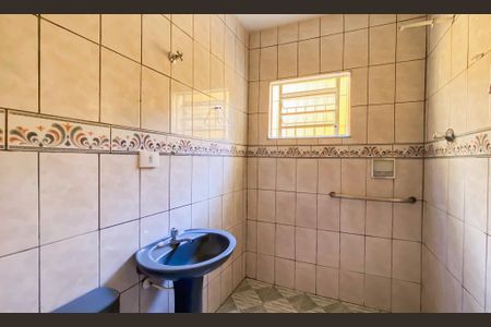 Casa para alugar com 60m², 1 quarto e sem vaga Casa para alugar com 60m², 1 quarto e sem vagaBanheiro