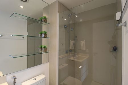 Apartamento à venda com 41m², 1 quarto e sem vagaBanheiro da Suíte