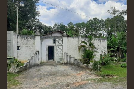 Casa para alugar com 120m², 3 quartos e 2 vagas Casa para alugar com 120m², 3 quartos e 2 vagasFachada