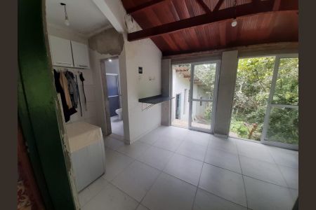 Casa para alugar com 120m², 3 quartos e 2 vagas Casa para alugar com 120m², 3 quartos e 2 vagasÁrea de serviço