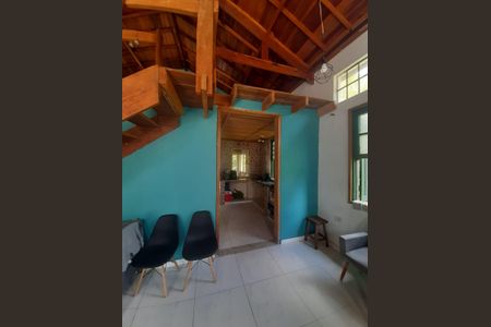 Sala de casa para alugar com 3 quartos, 120m² em Parque Cerejeiras, Suzano
