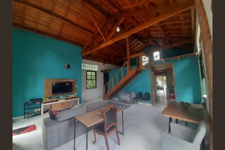 Casa para alugar com 120m², 3 quartos e 2 vagas Casa para alugar com 120m², 3 quartos e 2 vagasSala