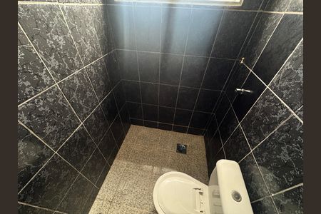 Banheira de apartamento para alugar com 2 quartos, 56m² em Taguatinga Norte, Brasília