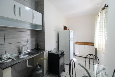 Casa para alugar com 40m², 1 quarto e sem vaga Casa para alugar com 40m², 1 quarto e sem vagaCozinha