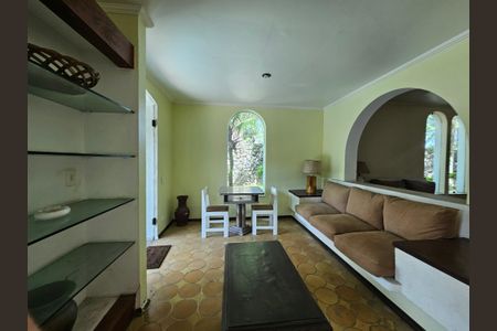 Casa para alugar com 483m², 7 quartos e 3 vagas