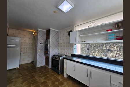 Casa para alugar com 483m², 7 quartos e 3 vagas