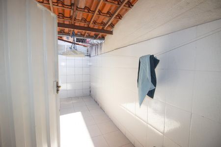 Casa de condomínio à venda com 73m², 2 quartos e 1 vagaCozinha e Área de Serviço