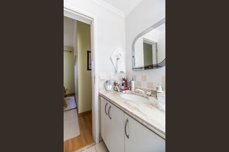 Apartamento à venda com 96m², 3 quartos e 2 vagasBanheiro da Suíte