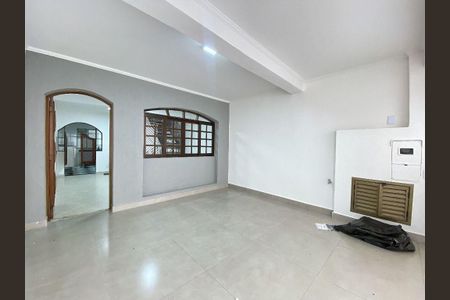 Casa à venda com 3 quartos, 150m² em Santa Maria, São Caetano do Sul