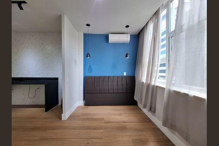 Apartamento à venda com 2 quartos, 60m² em Centro, Rio de Janeiro
