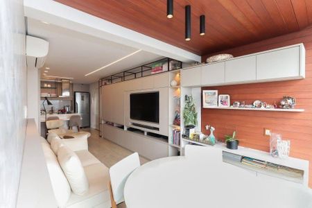 Apartamento à venda com 60m², 2 quartos e 1 vaga
