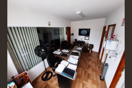 Casa à venda com 5 quartos, 350m² em Vila Formosa, São Paulo