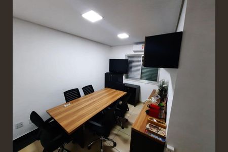 Casa à venda com 5 quartos, 350m² em Vila Formosa, São Paulo