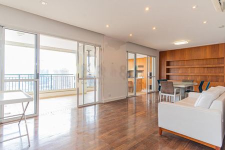 Apartamento à venda com 178m², 3 quartos e 4 vagas