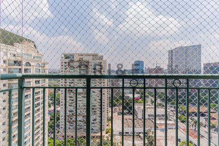 Apartamento à venda com 178m², 3 quartos e 4 vagas