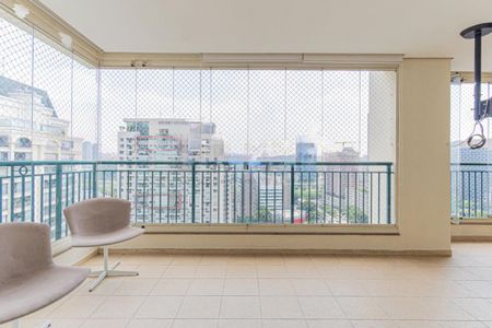 Apartamento à venda com 178m², 3 quartos e 4 vagas