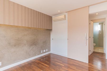 Apartamento à venda com 178m², 3 quartos e 4 vagas