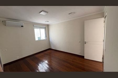 Casa à venda com 5 quartos, 380m² em Residencial Tres (Alphaville), Santana de Parnaíba